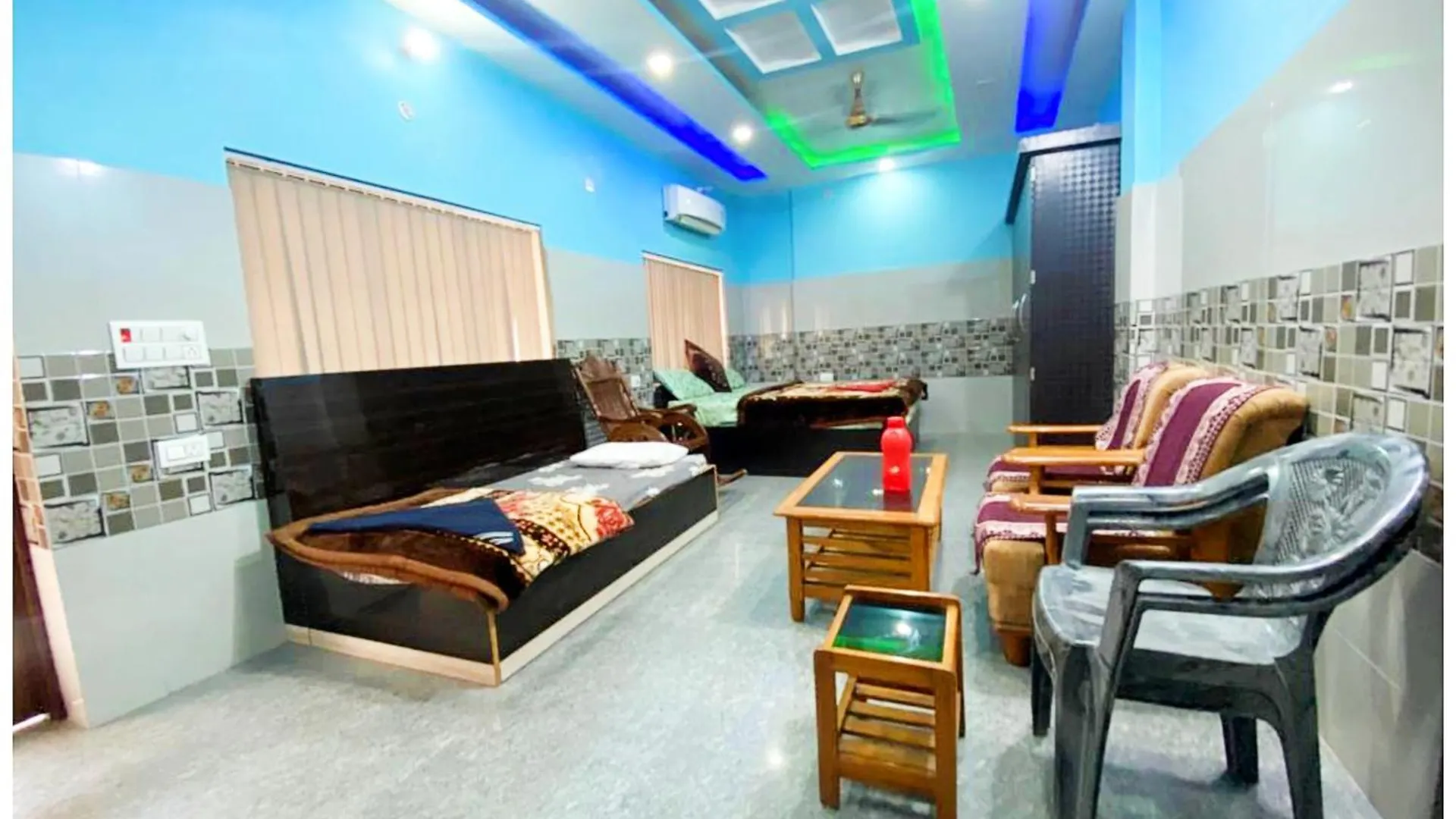 Varanasi Abhivadya Gange Hotel Near Temple And Park